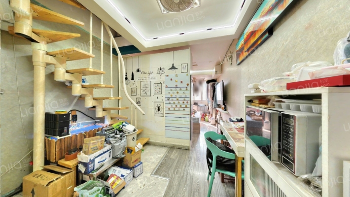 凤城四村二手房实景图