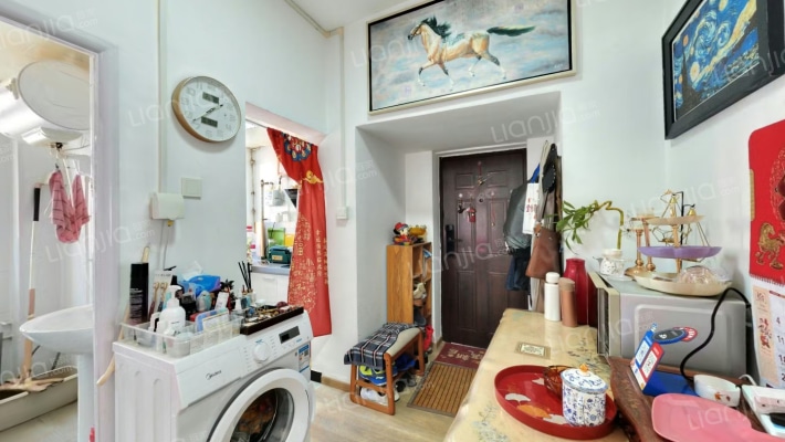 六建二手房实景图