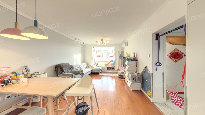 市政宿舍二手房实景图