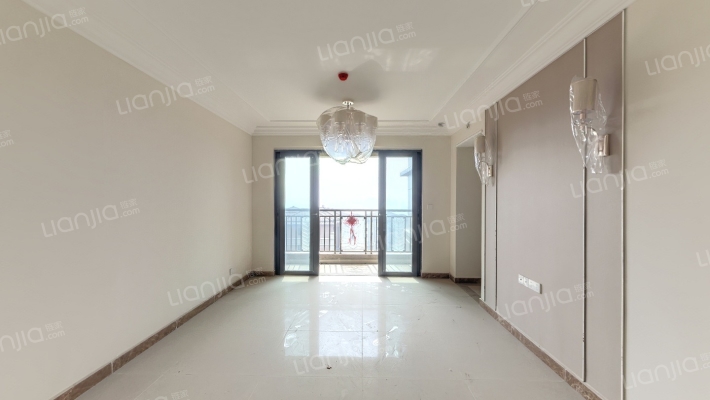 恒大麓山湖四期二手房实景图