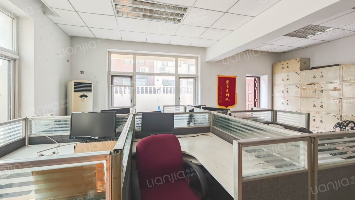 西苑别墅二手房实景图