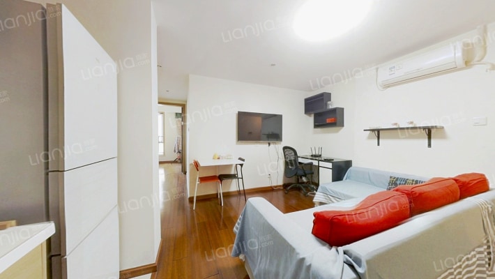 蓝光云鼎二手房实景图