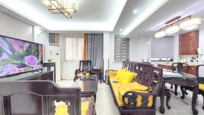 甜爱大楼二手房实景图