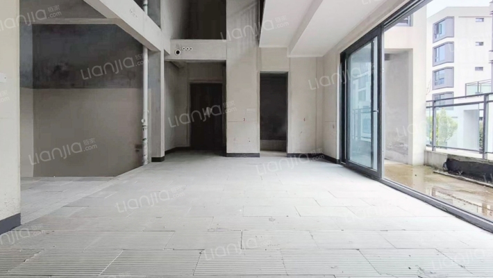 融创隐溪晓院3期二手房实景图