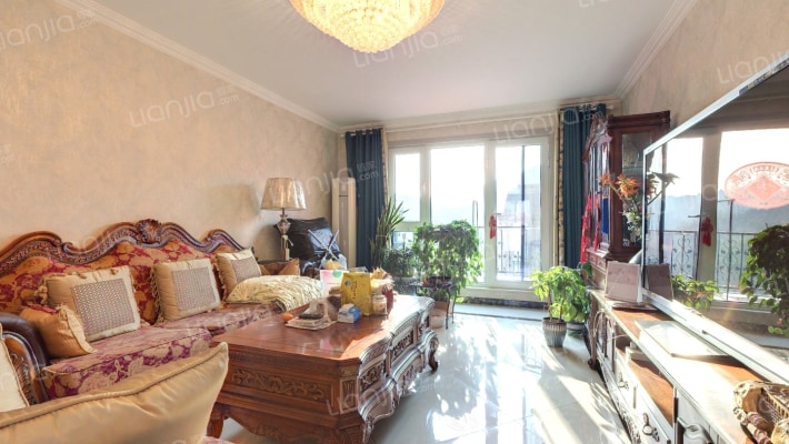 西山艺境7号院二手房实景图