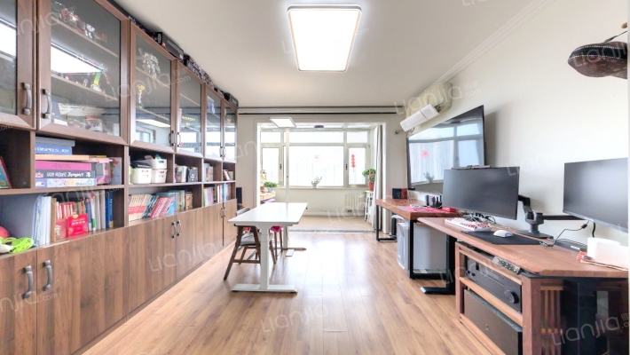 金隅花石匠二期东区二手房实景图