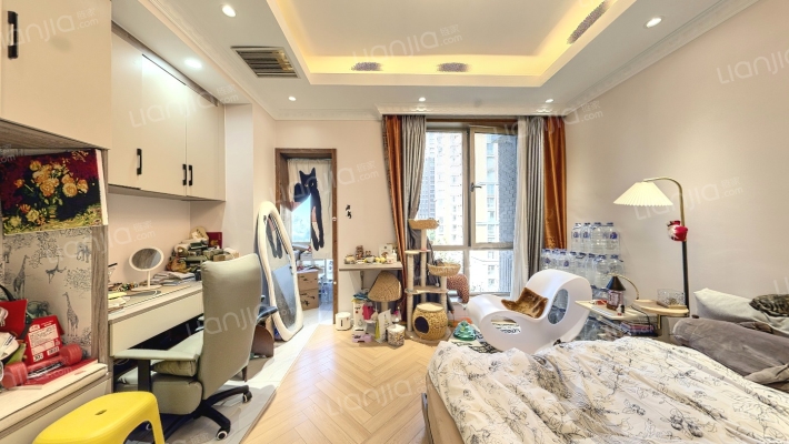 华悦国际公寓二手房实景图