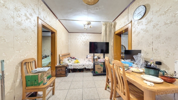 唐城宾馆家属院二手房实景图