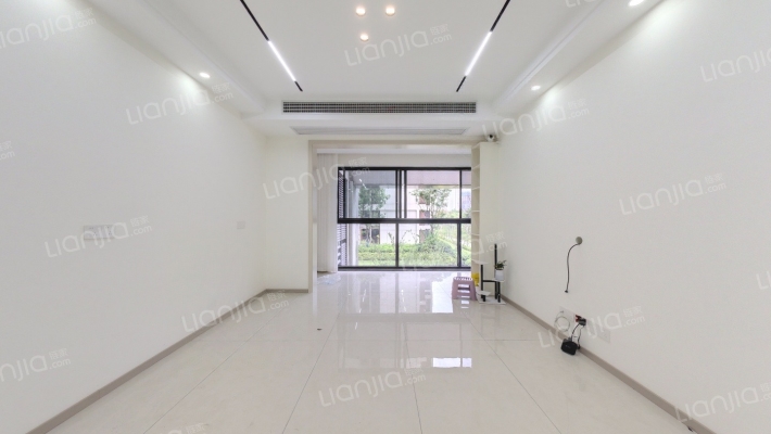 绿地公园里B组团二手房实景图