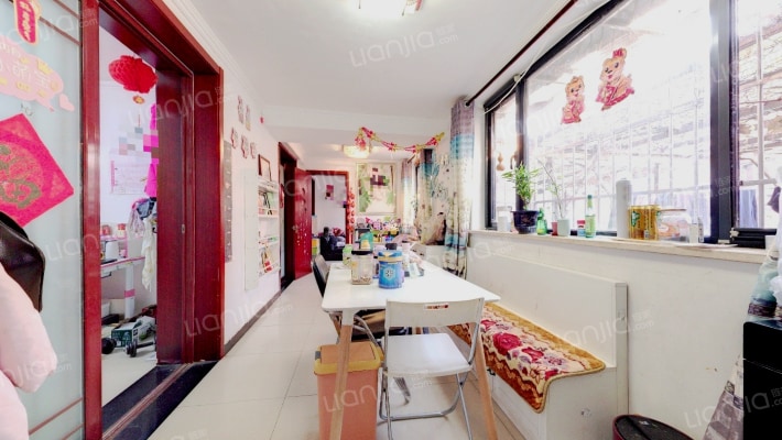 加气混凝土厂宿舍二手房实景图