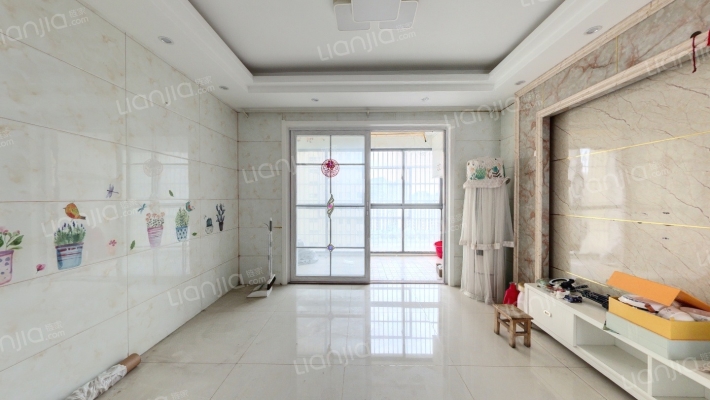 兴昌墨荷名邸二手房实景图