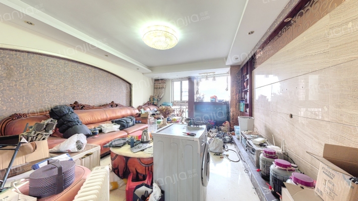 布鲁汀二手房实景图