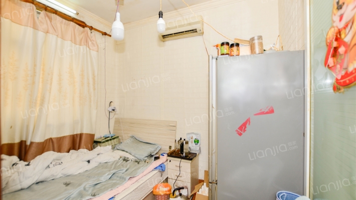 崂山新村二手房实景图