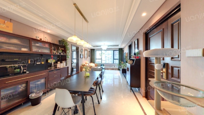 翡翠公园二期二手房实景图