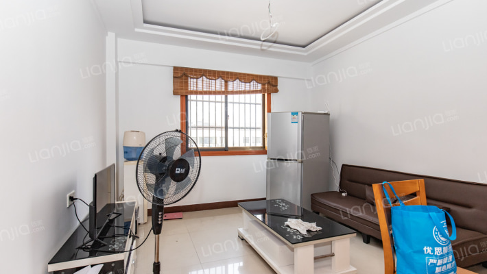 兰信公寓二手房实景图