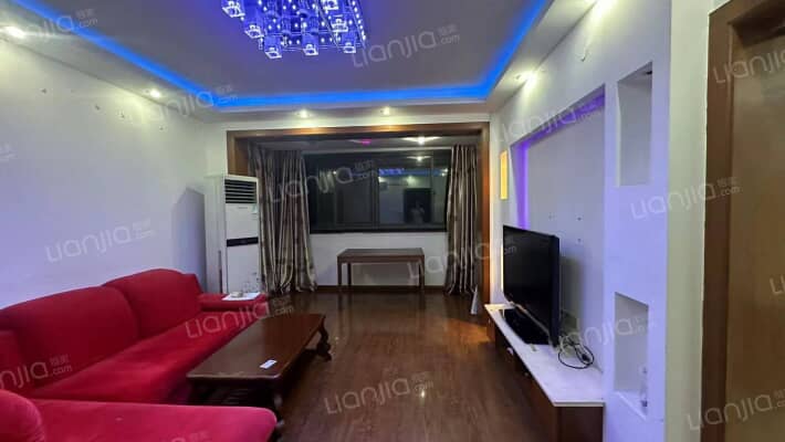 由由四季苑二手房实景图