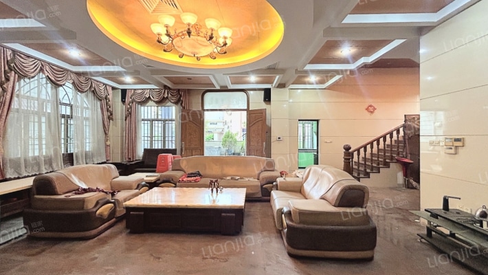 富华路东二手房实景图