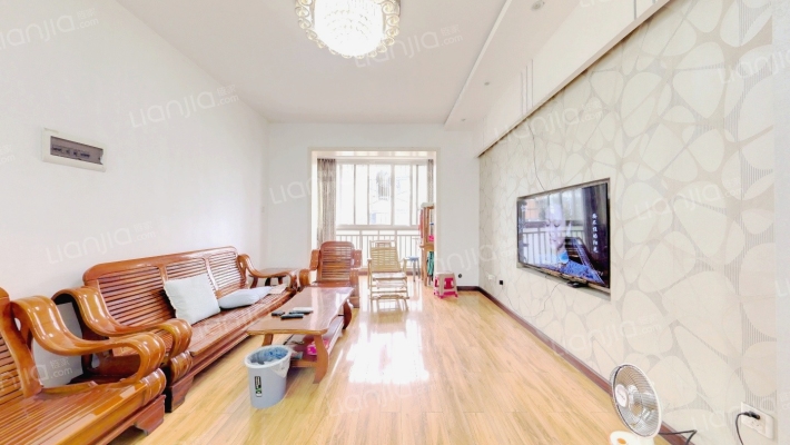 致和教师苑二手房实景图