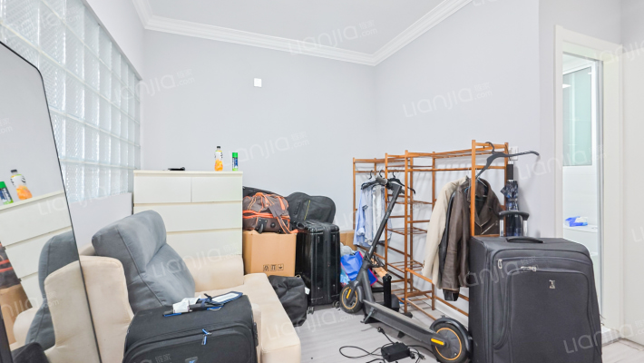 西三小区二手房实景图