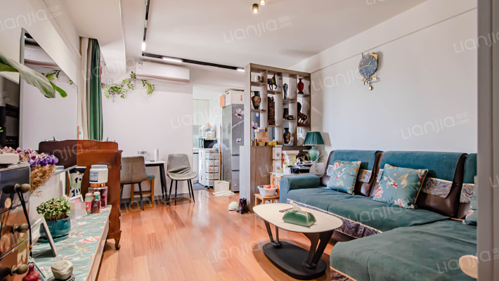 长信公寓二手房实景图