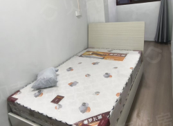 合租·正黄翡翠堂 3居室 东南卧_正黄翡翠堂租房