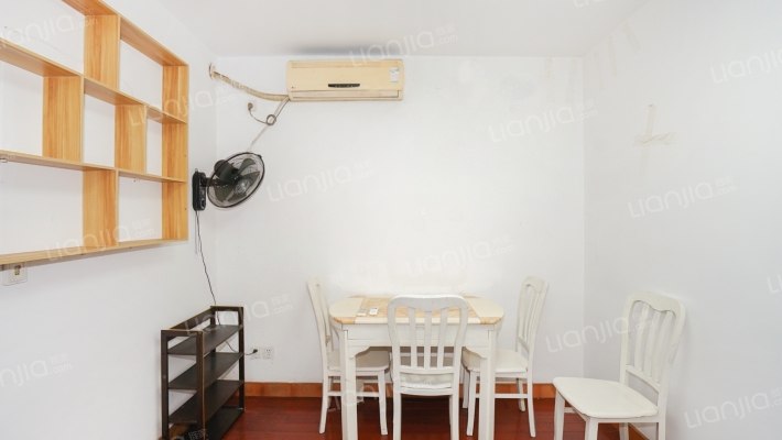 荻泾苑二手房实景图