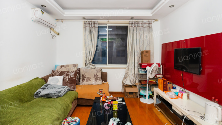 新成十坊二手房实景图