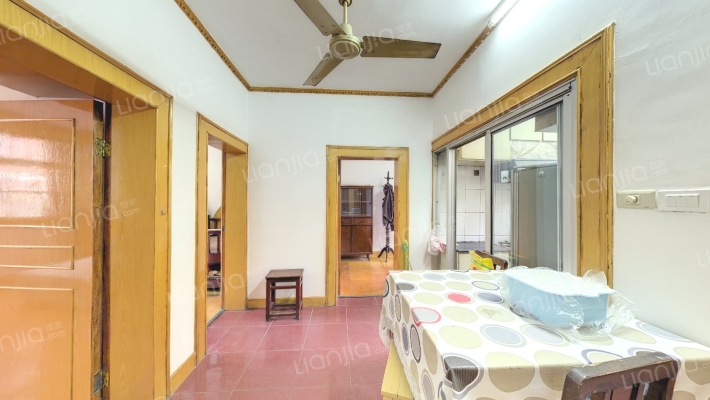 化建一村二手房实景图