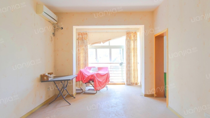 东方山水二手房实景图