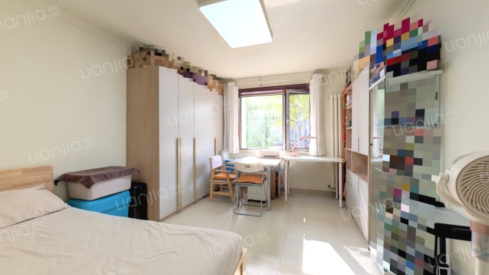 法华南里二手房实景图