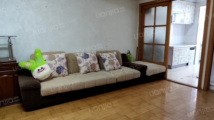 市检察院宿舍二手房实景图