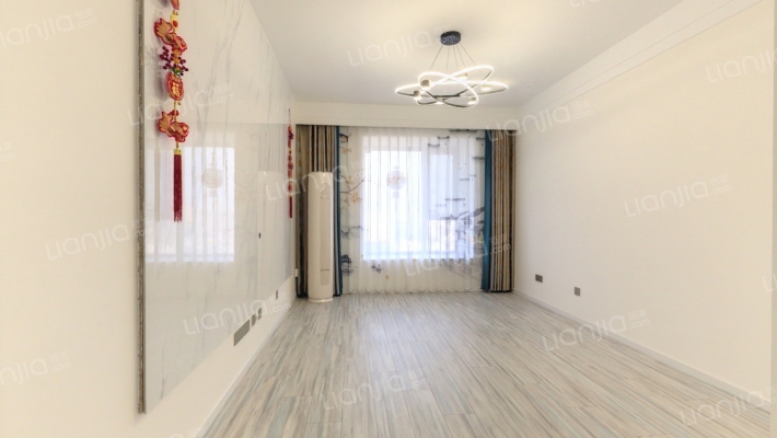 丽阳星座二手房实景图