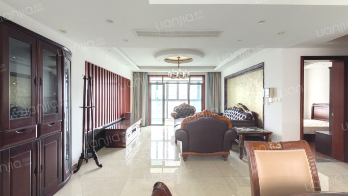 万源城逸郡二手房实景图