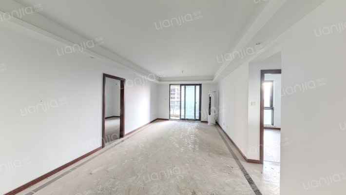 绿地海湾德海苑二手房实景图