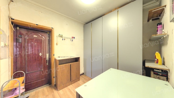 世图印刷厂家属院二手房实景图