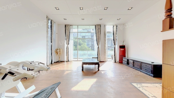 汤臣豪园一期二手房实景图