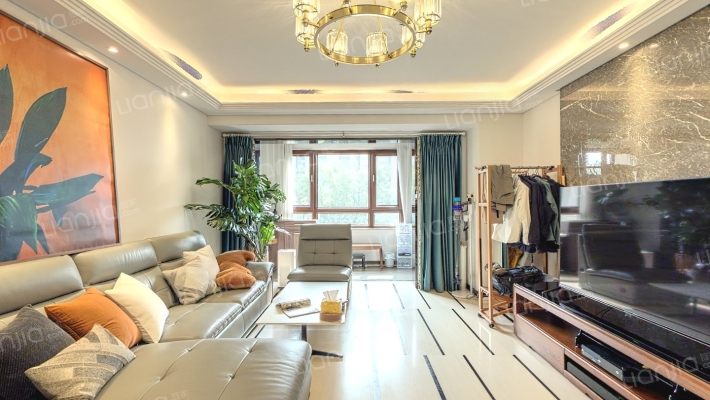 鸿坤花语墅二手房实景图