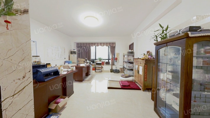 中新国际花园二手房实景图