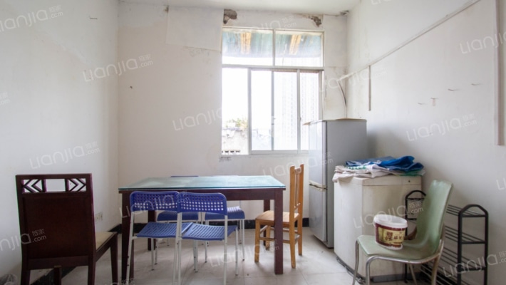 黎明一村42号二手房实景图