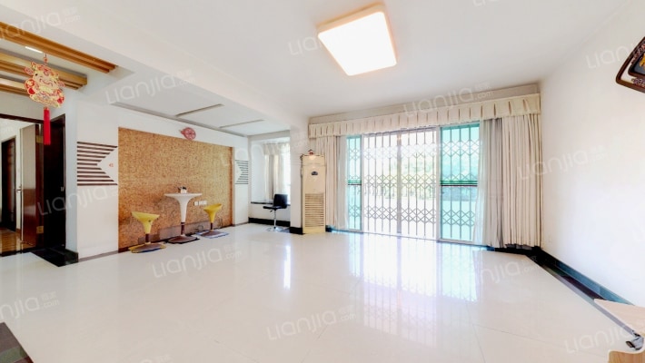 中海怡翠山庄四期二手房实景图