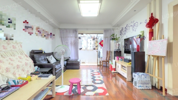 德华四村二手房实景图