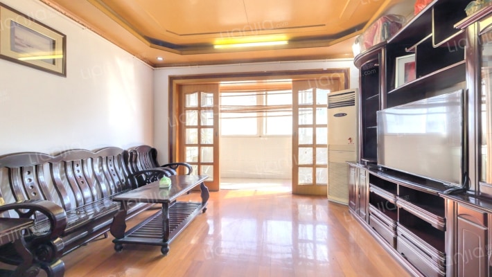 德华四村二手房实景图