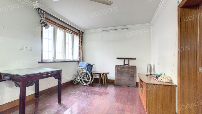 民主东街142弄二手房实景图