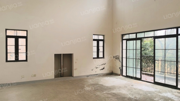 保利拉斐庄园二手房实景图