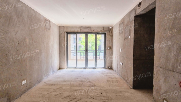 恒大湖山半岛A3区二手房实景图