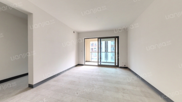 约克郡悦水岸二手房实景图