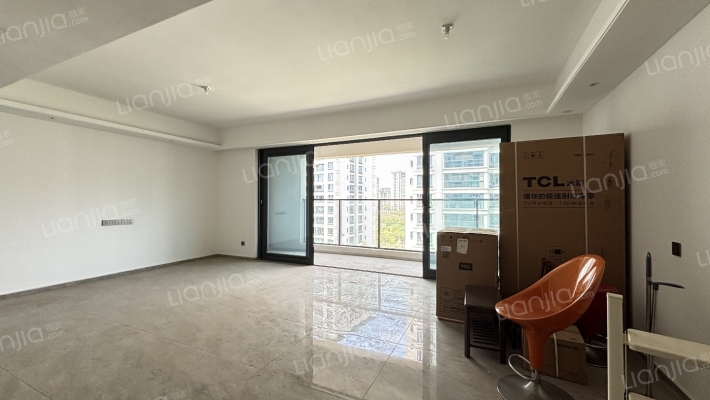 保利时区二手房实景图