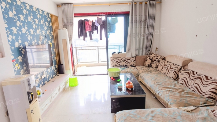 圣瑞华府二手房实景图