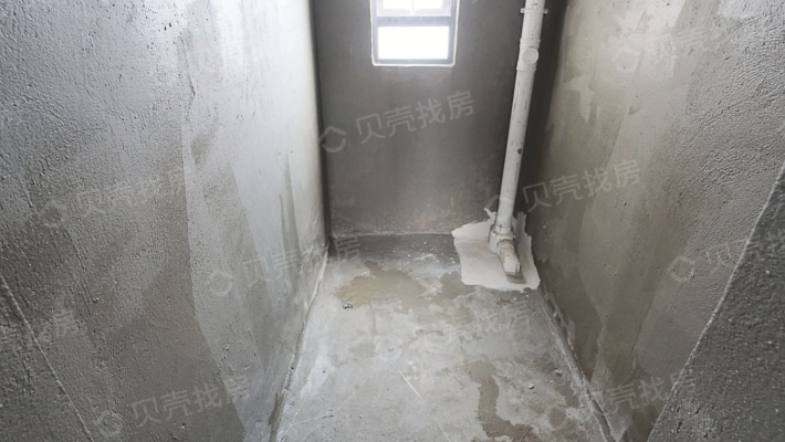 房东急售上江北新区地段新小区标准的4室清水房-卫生间A