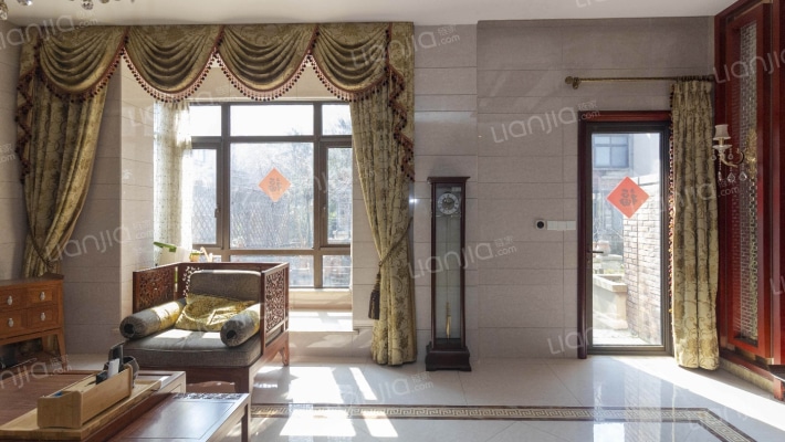 万科红郡东岸二手房实景图